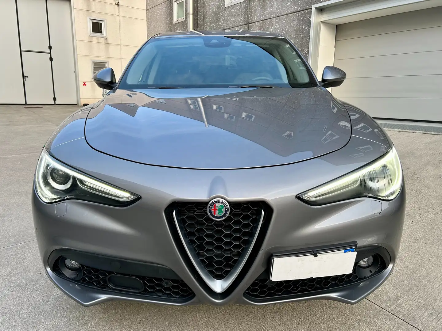 Alfa Romeo Stelvio Stelvio Turbodiesel 2.2 210cv AT8 Q4 VELOCE Grau - 2