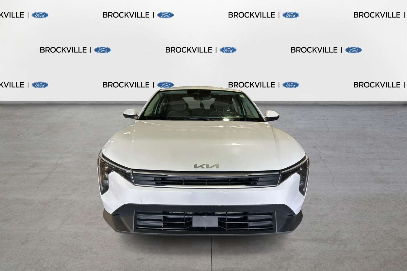 2025 Kia K4 EX  | 2L 4cyl Dual Screen Carplay BackUp Cam — снимка 1