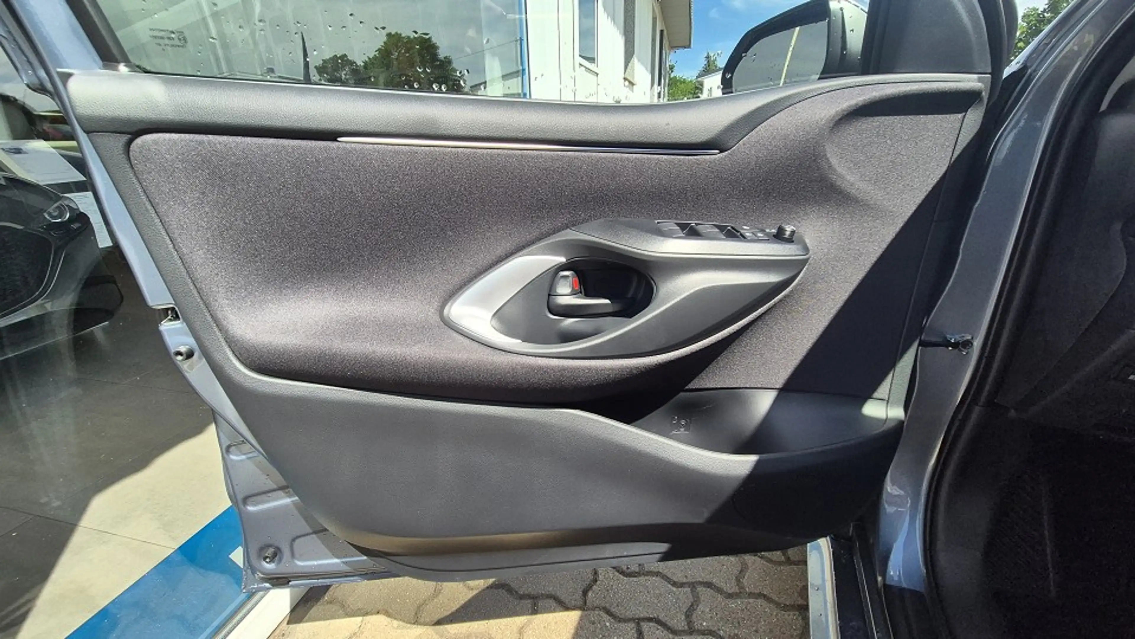 Mazda 2 Hybrid 1.5L Hybrid VVT-i 116 CVT FWD Prime-Line — photo 7