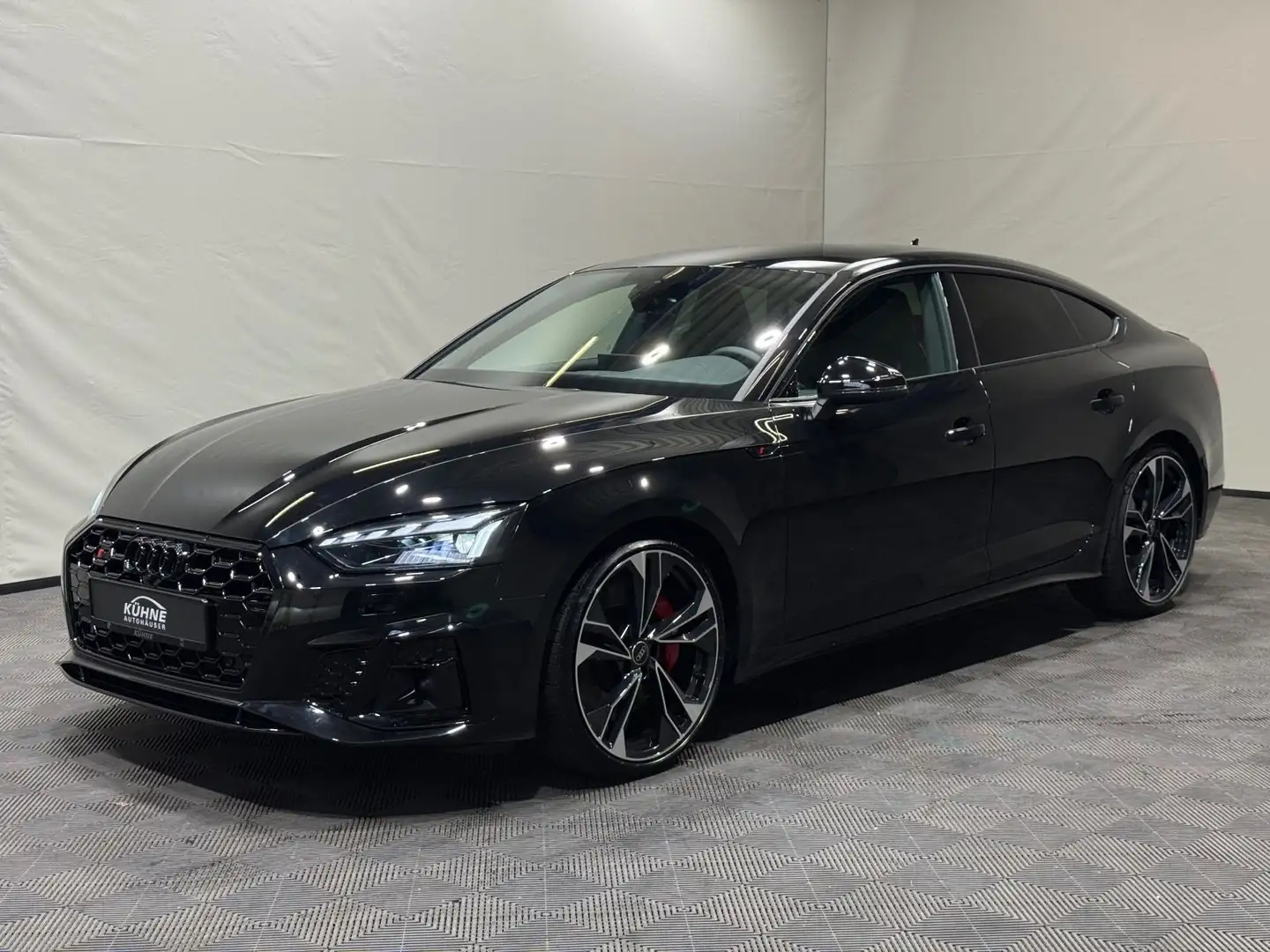 Audi S5 competition edition plus | MATRIX Schwarz - 2