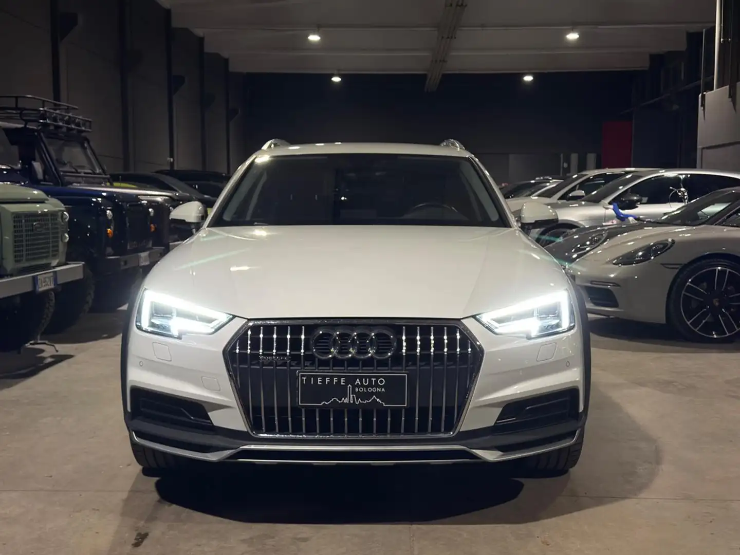 Audi A4 allroad 2.0 TDI 163 CV S tronic Business Bianco - 2