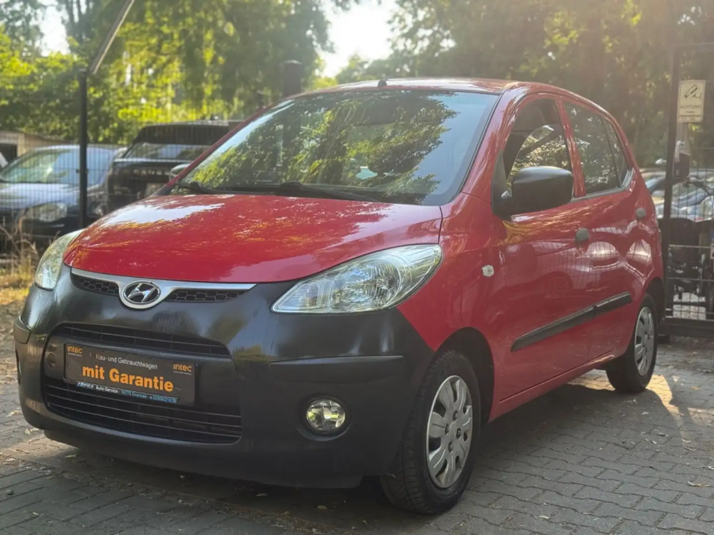 Hyundai i10 1.1 Apple Car play,Tüv&Service Neu Rot - 2