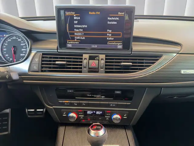 Audi A6 view 14