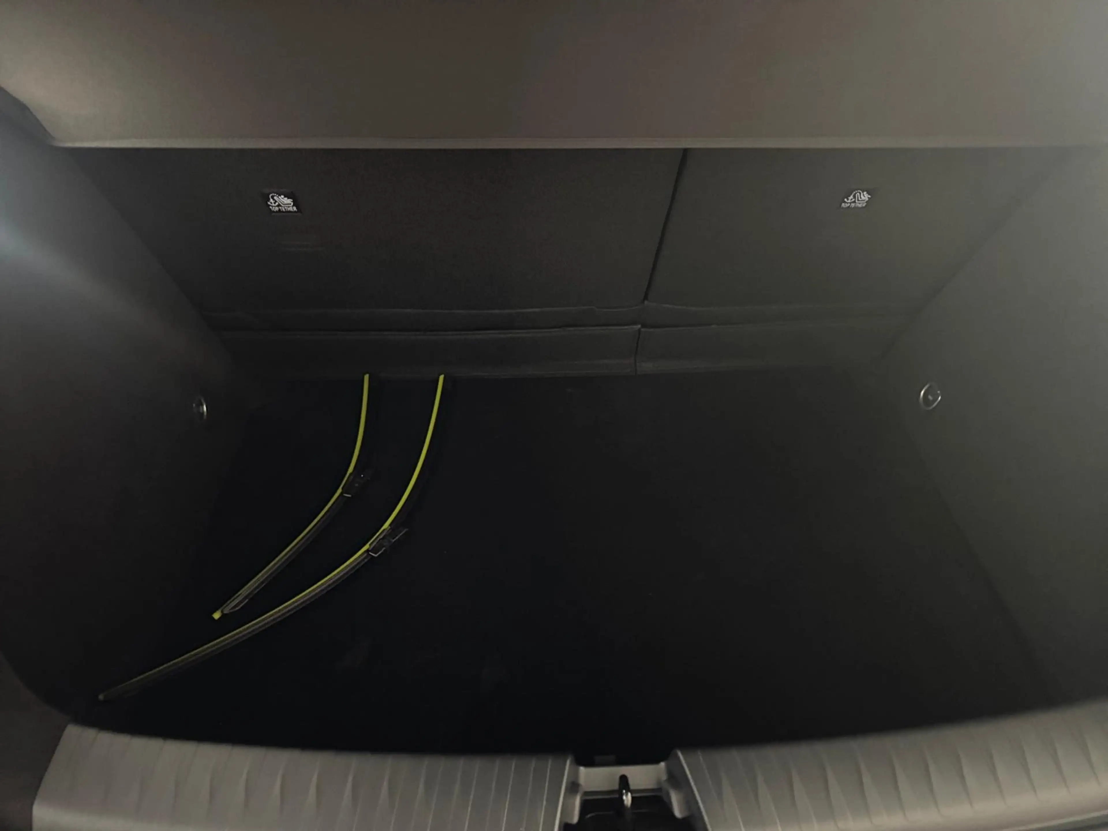 BYD Dolphin G DM-i Comfort — photo 13