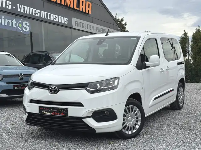 Toyota Proace City VERSO 1.2 /CARPLAY/NAVI/CLIM **GARANTIE**