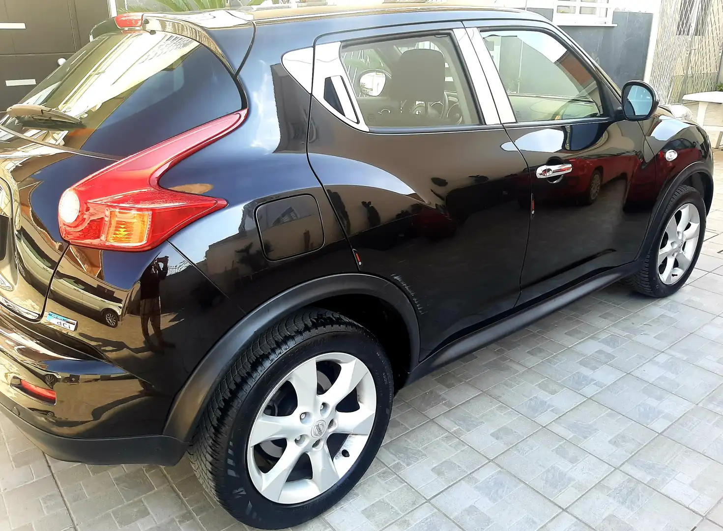 Nissan Juke Anno 2011 mod. 1.5 dci Acenta Nero - 2