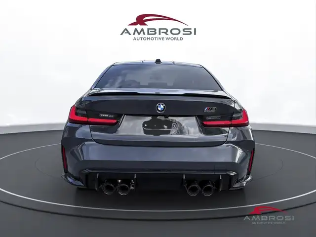 BMW M3 view 8