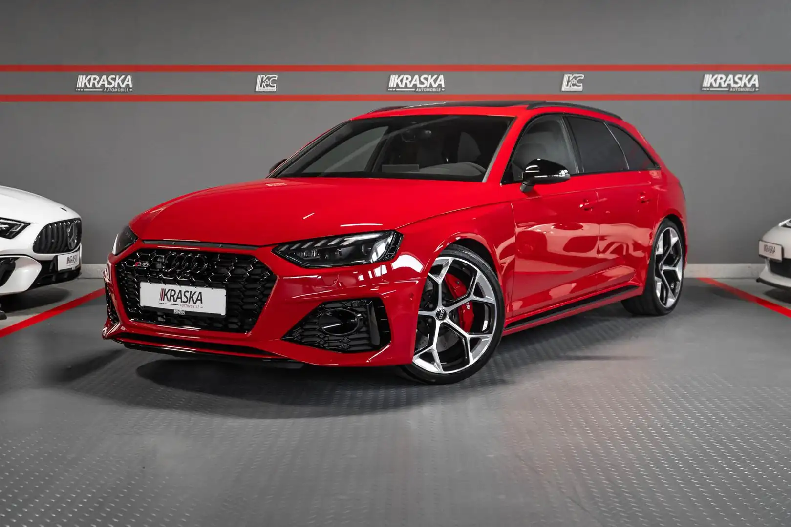 Audi RS4 Competition MATRIX PANO AHK HUD B&O RS-AGA Rojo - 1