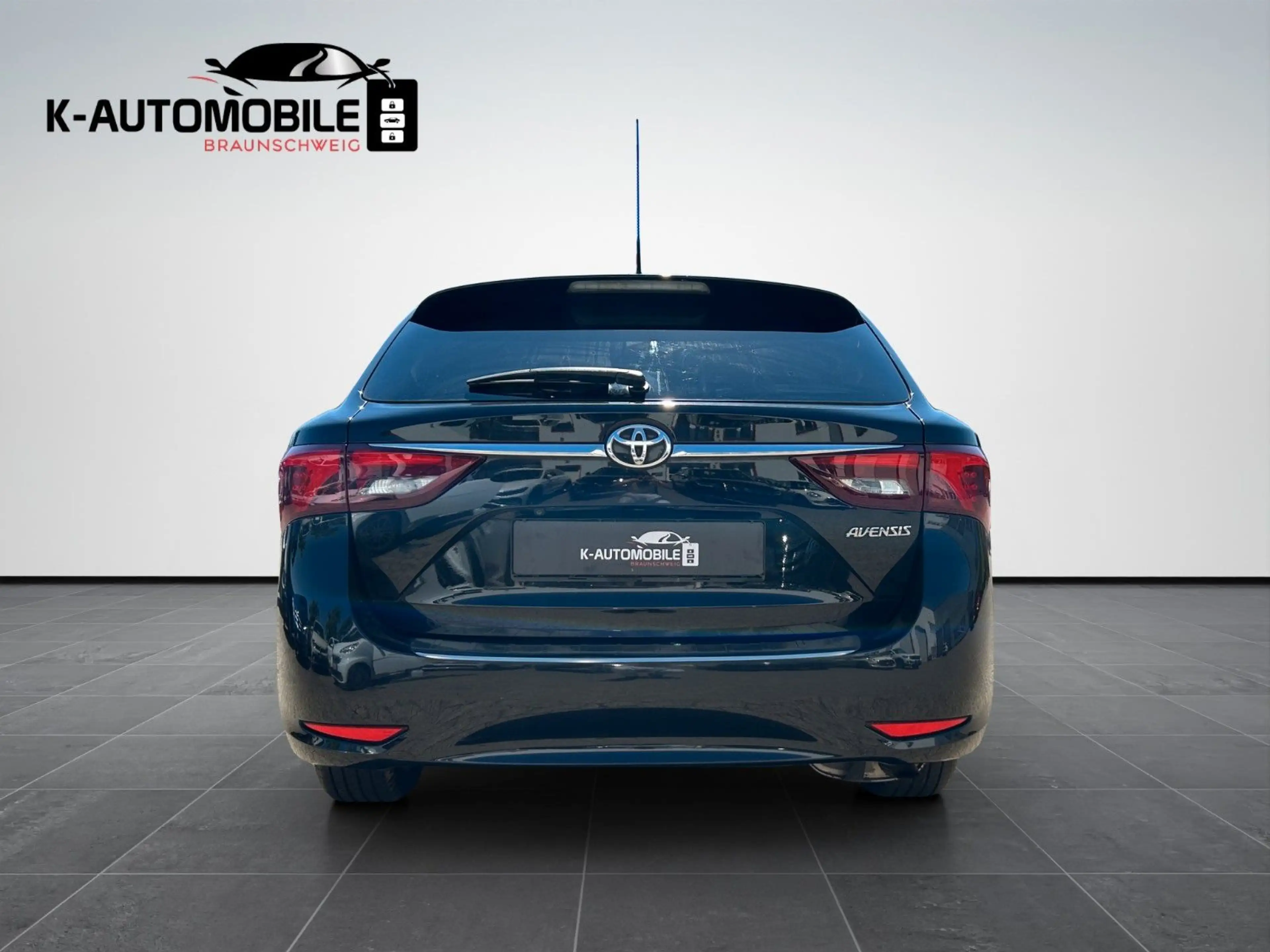 Toyota Avensis Touring Sports Edition-S Klima Regensnsr — photo 5