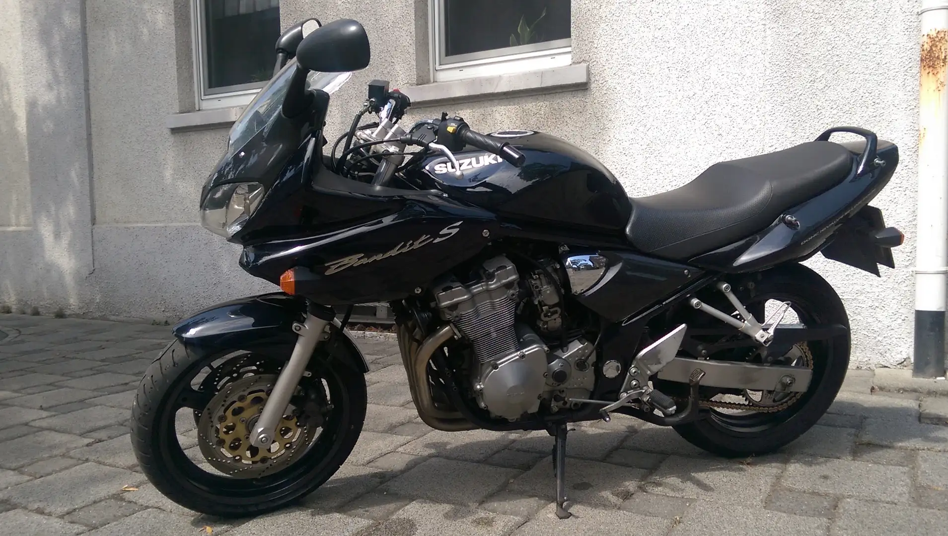 Suzuki GSF 600 Nero - 1