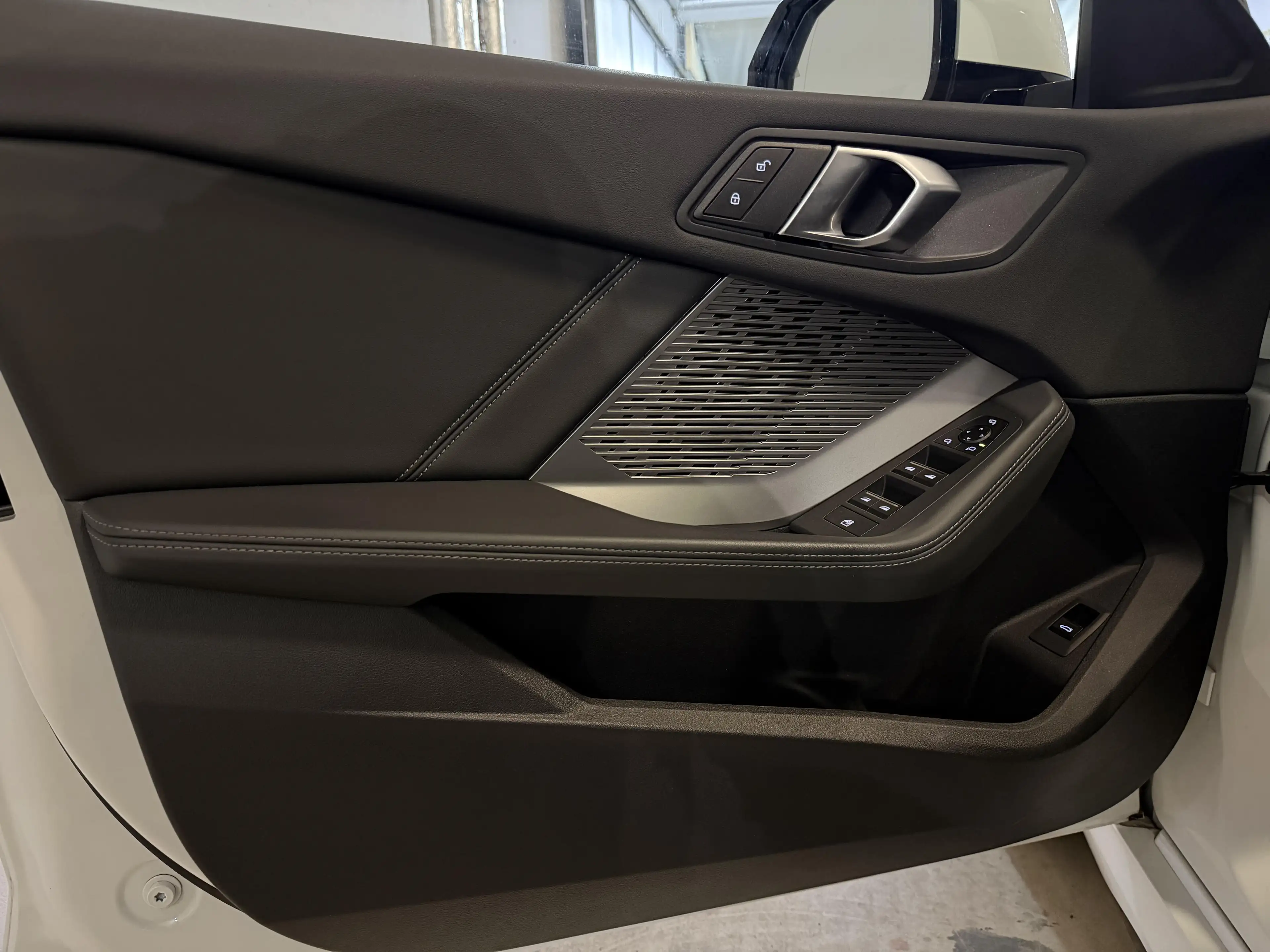 BMW 120 120dA M Sport — photo 10