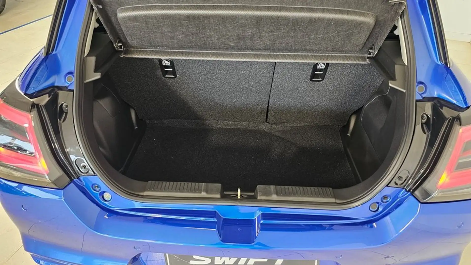 Suzuki Swift 1.2 S2 Mild Hybrid CVT Azul - 2