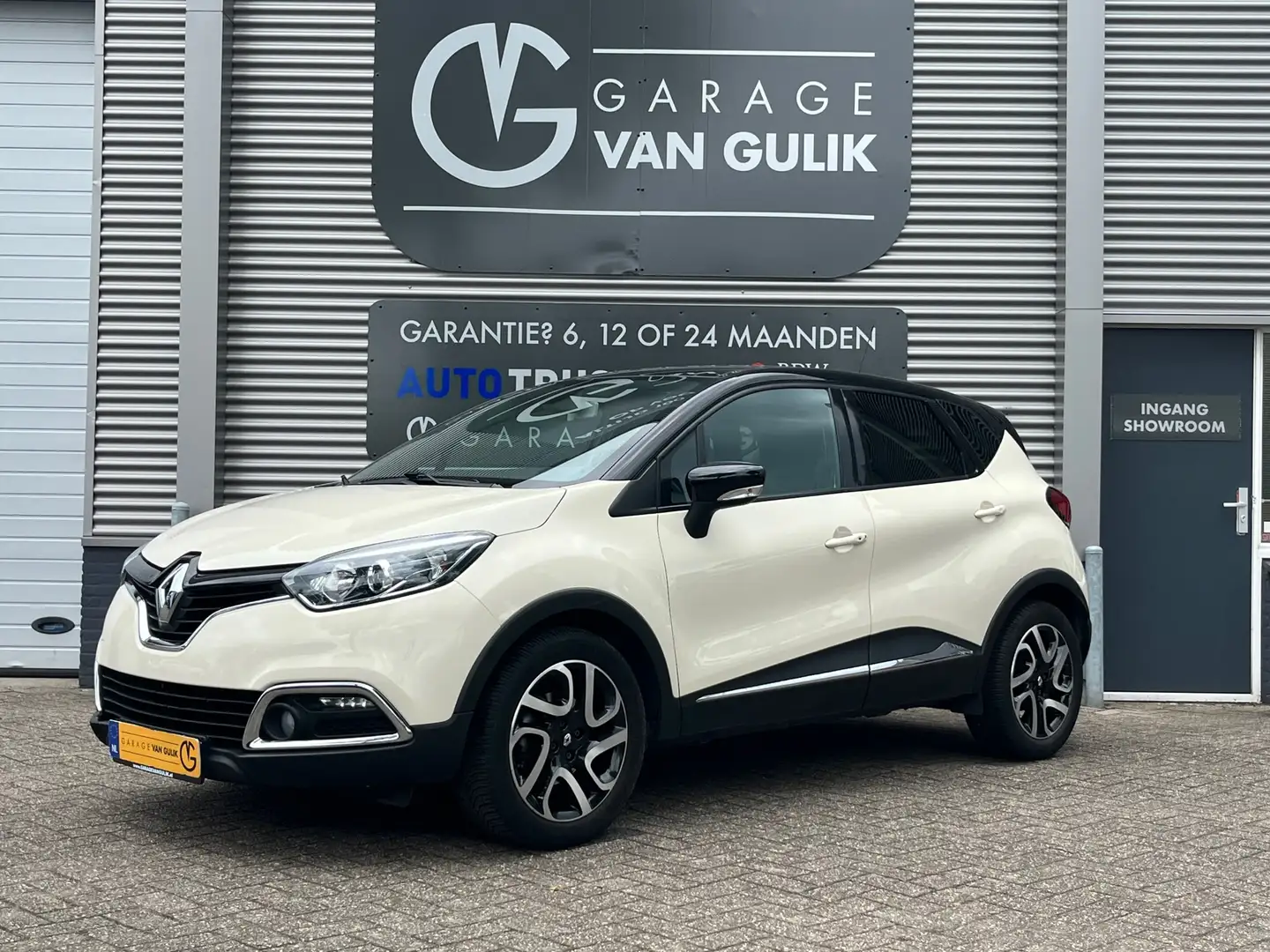 Renault Captur 1.2 TCe 120PK Dynamique Automaat Navi,CruiseCtrl,C Beige - 1