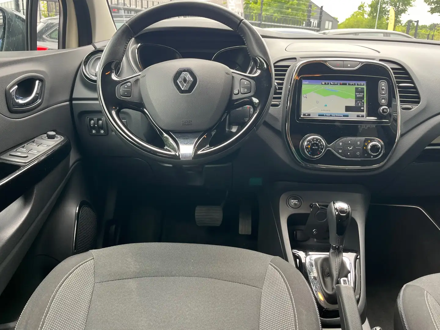 Renault Captur 1.2 TCe 120PK Dynamique Automaat Navi,CruiseCtrl,C Beige - 2