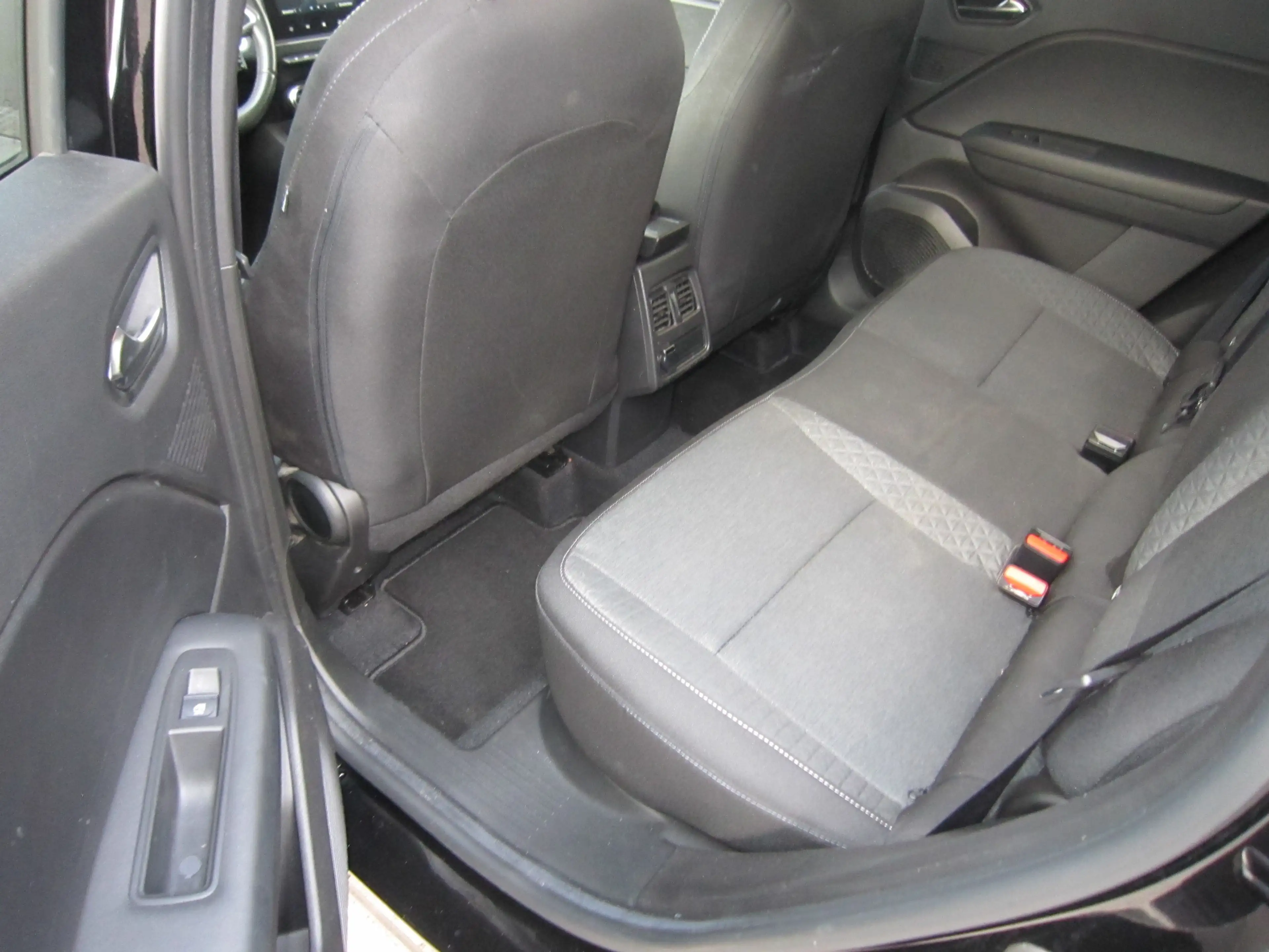 Mitsubishi ASX PLUS 1.3 T-Benziner 6-Gang — photo 8