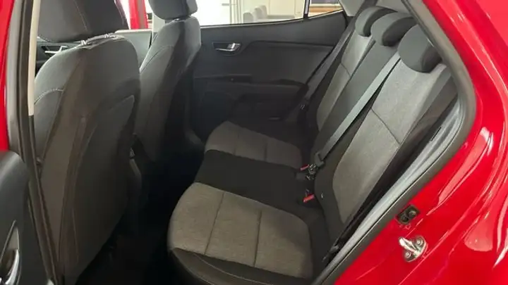 Kia Stonic 2026, foto 13