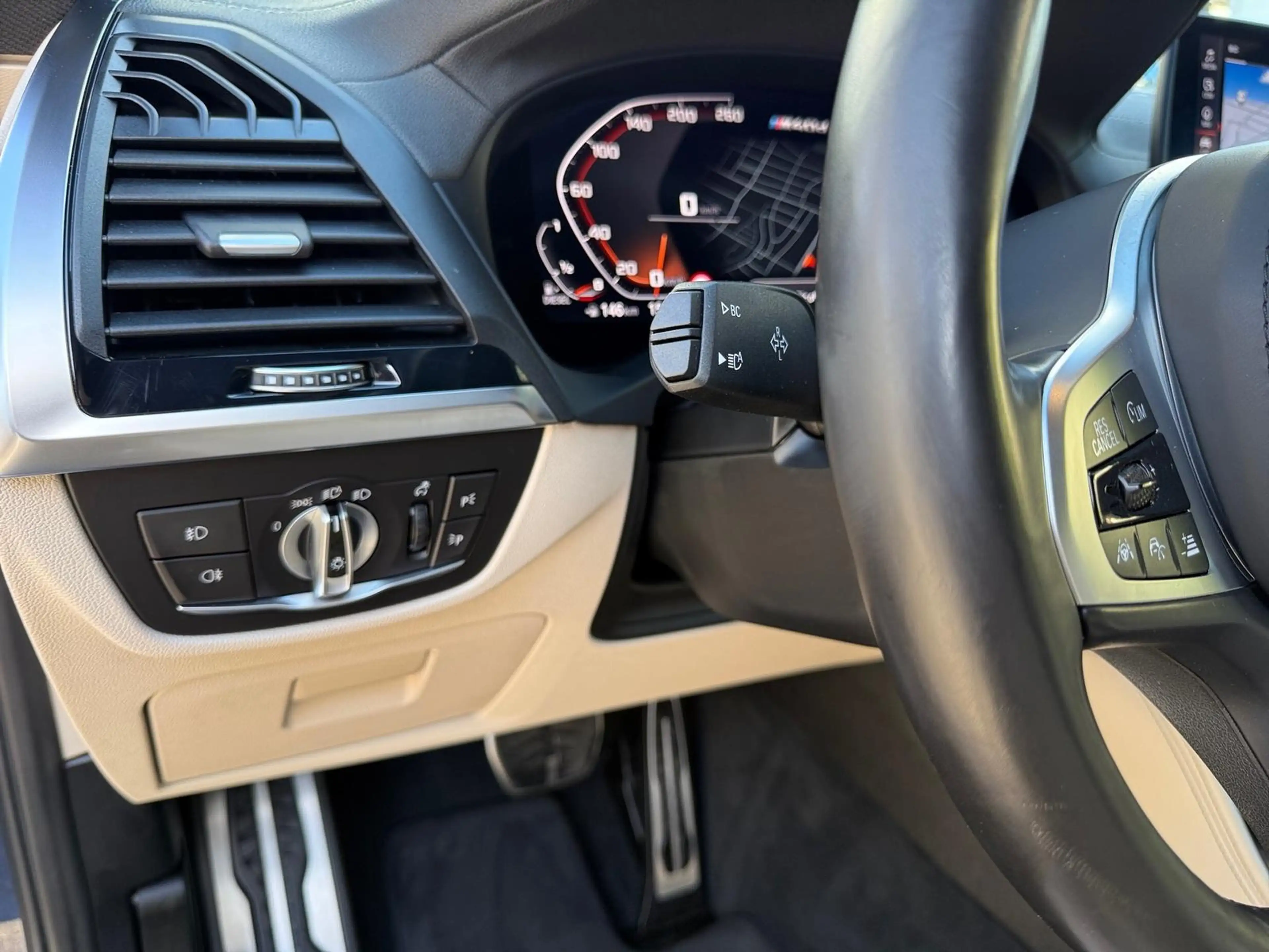 BMW X4 M40 d NAVI HUD LED ACC Pano Standhzg Kamera — photo 5