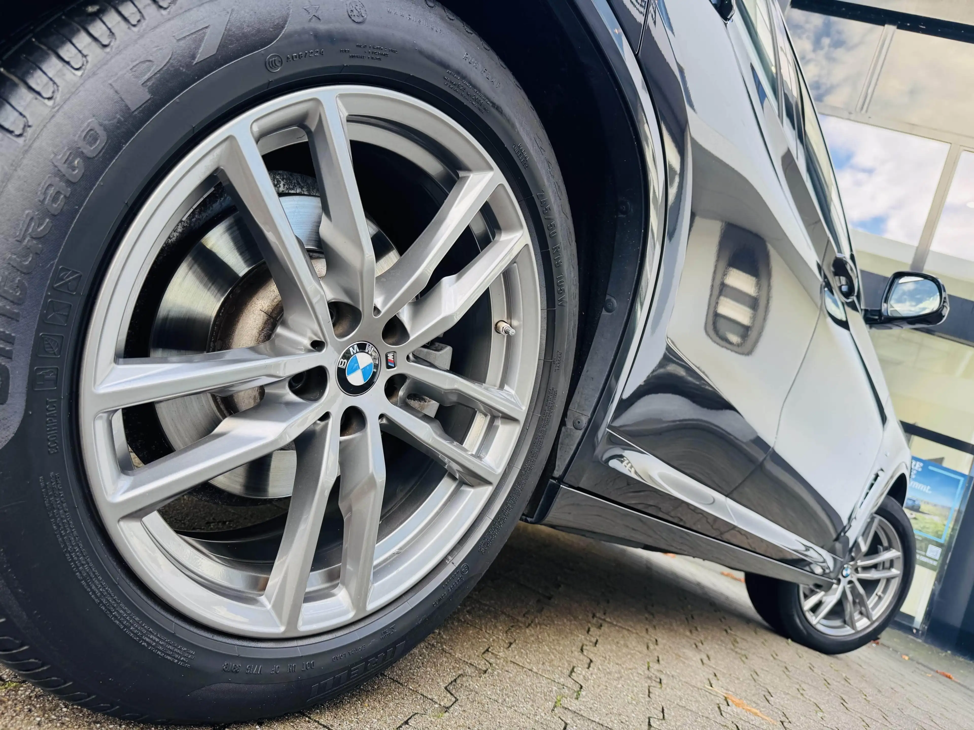 BMW X3 xDrive20i M Sport AdapLED DA+ PA Pano ACC HiFi — photo 4