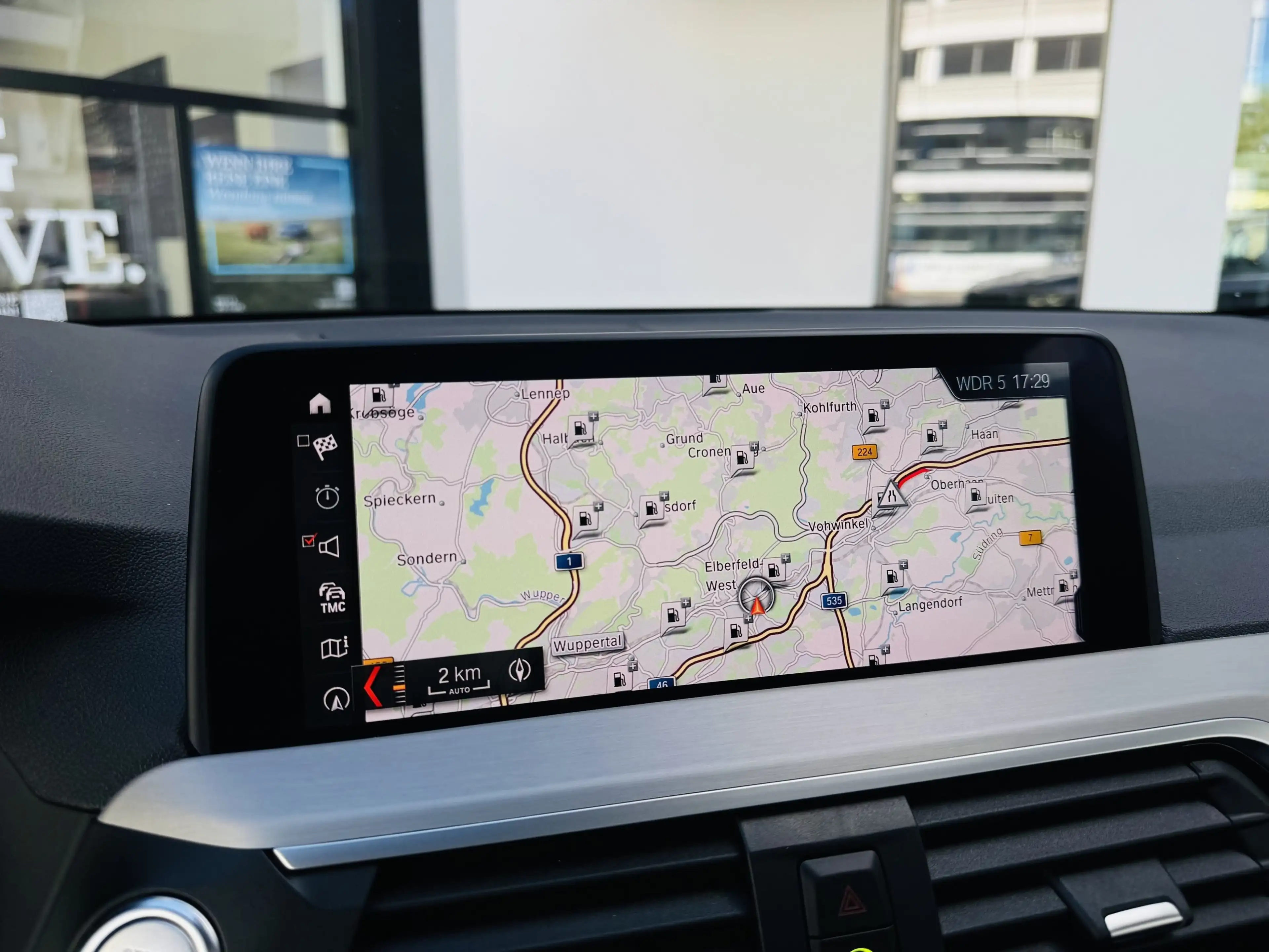 BMW X3 xDrive20i M Sport AdapLED DA+ PA Pano ACC HiFi — photo 9