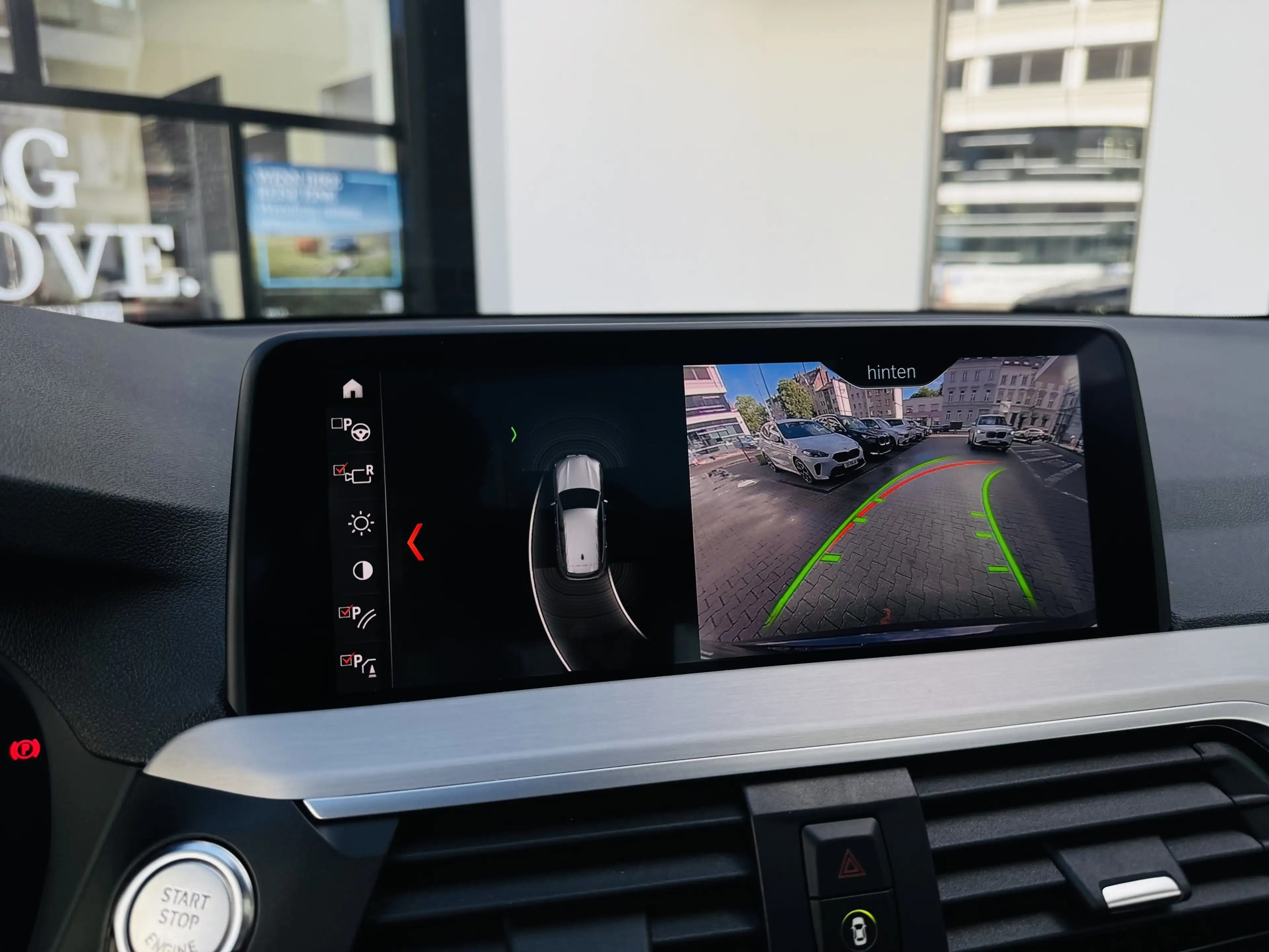 BMW X3 xDrive20i M Sport AdapLED DA+ PA Pano ACC HiFi — photo 10