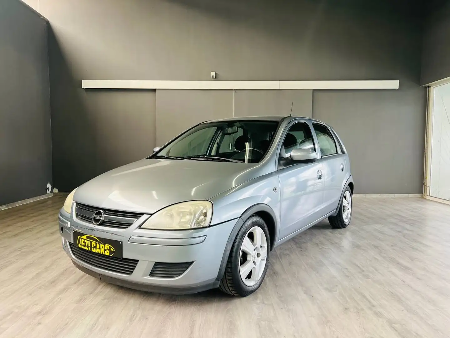 Opel Corsa Corsa1.0/ jaar garantie/Airco/GEKEURD VOOR VERKOOP Grijs - 2