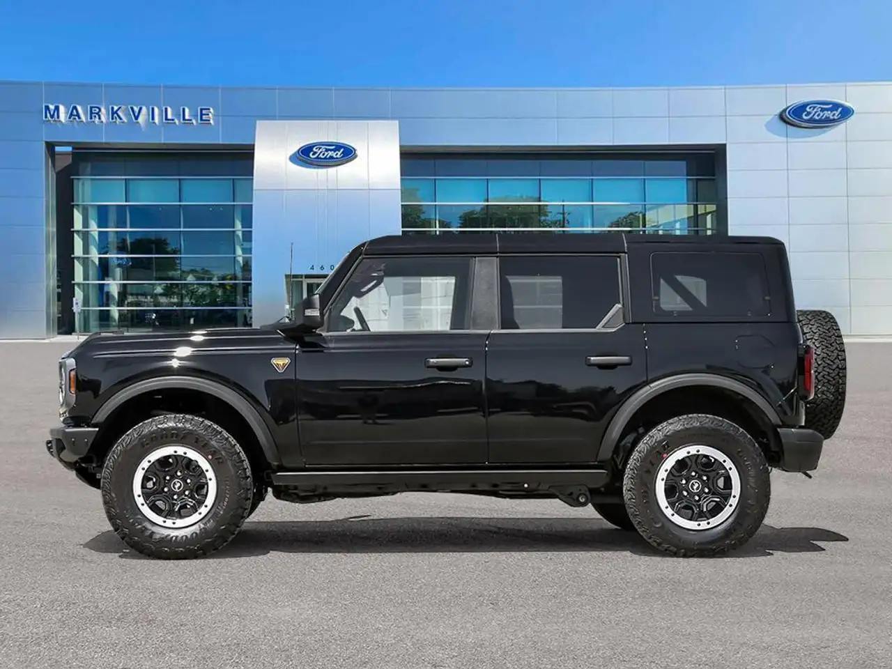 Ford Bronco photo Ford Bronco