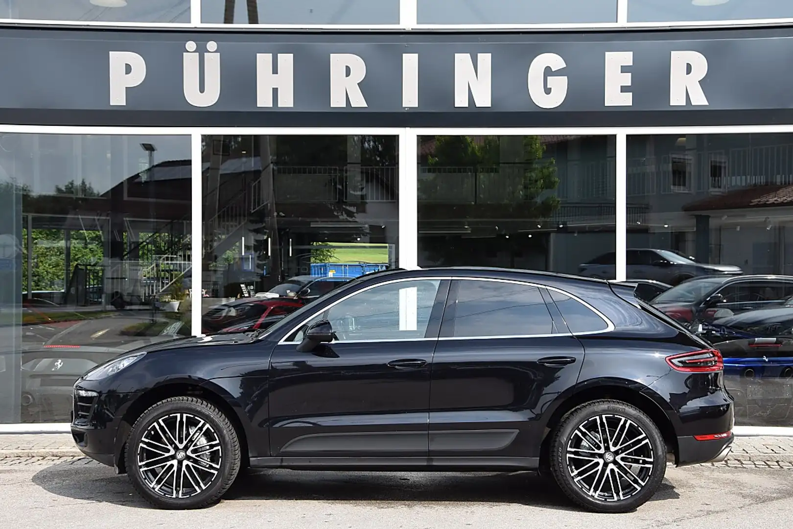 Porsche Macan 3.0 S Diesel Schwarz - 1