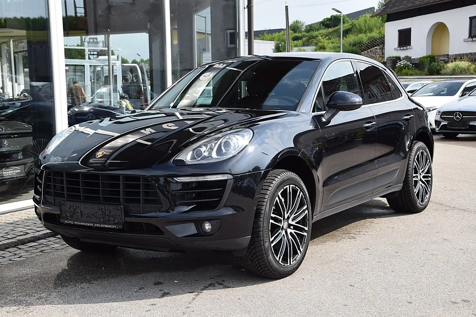 Porsche Macan 3.0 S Diesel Schwarz - 2