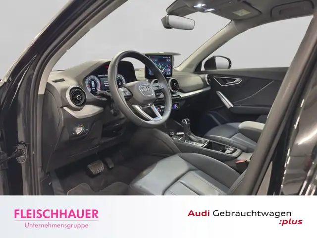 Audi Q2 view 9