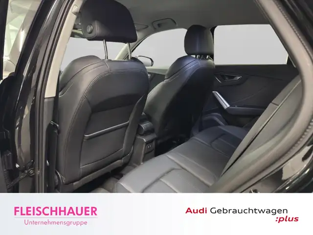 Audi Q2 view 13