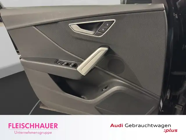 Audi Q2 view 12