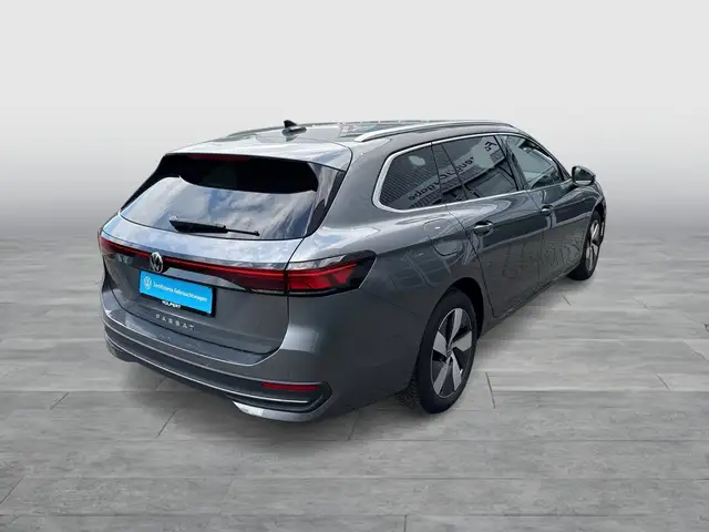 Volkswagen Passat view 6