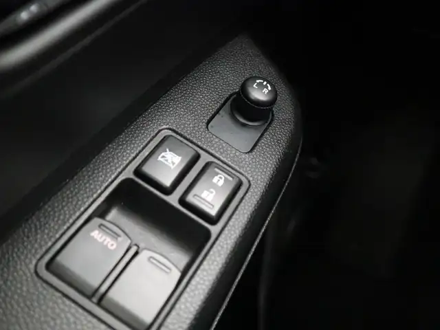 Suzuki Ignis view 25