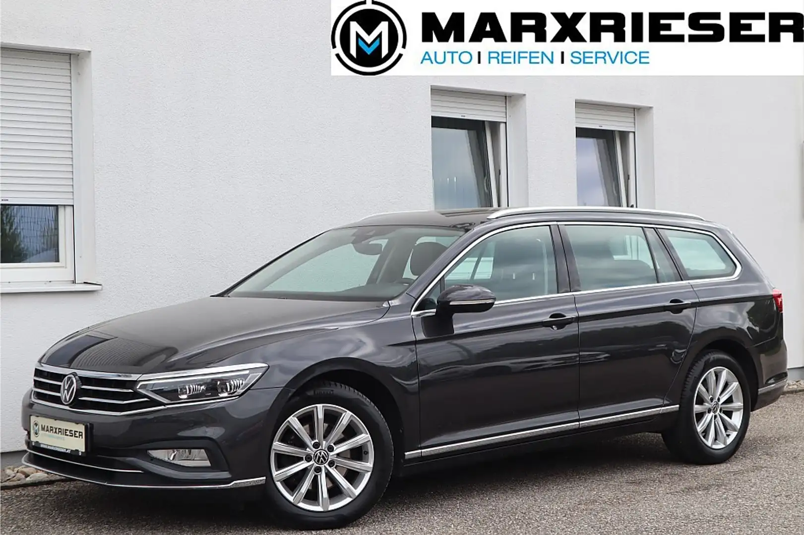 Volkswagen Passat Variant Elegance 2,0 SCR TDI DSG | MatrixLED | DigitalC... Grau - 1