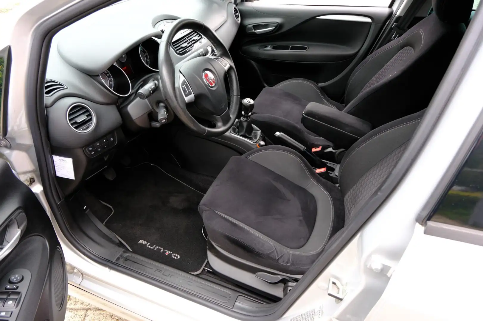 Fiat Punto Evo 0.9 TwinAir Lounge 5-drs Clima|LMV|Cruise Сірий - 2