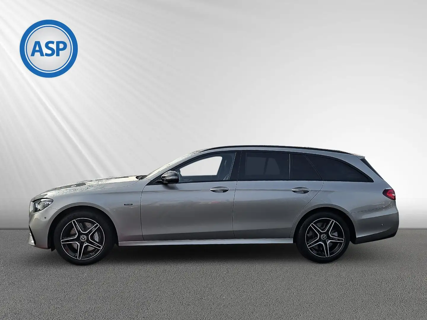 Mercedes-Benz E 300 de 4Matic AMG Line PANO WIDESCREEN LEDER Silber - 2