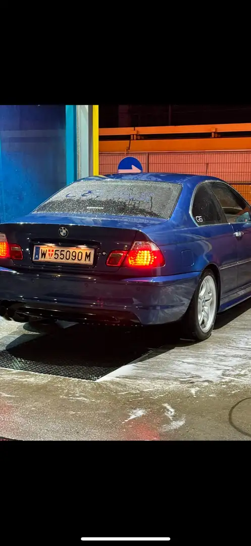 BMW 325 325i Coupé - 2