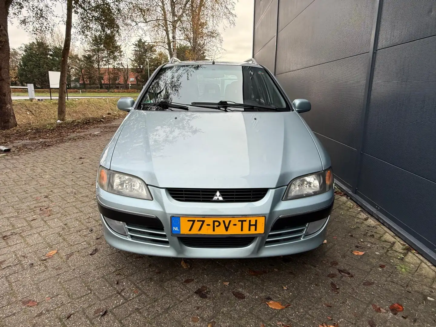 Mitsubishi Space Star 1.6 Invite Silver/Airco/trekhaak/elek ramen/ Grijs - 2