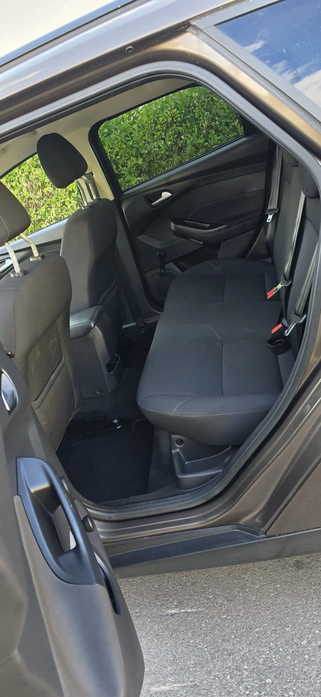 Ford Focus Business — photo 9