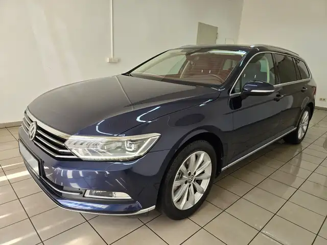 Volkswagen Passat Variant 1.4 TSI Highline LED Dynaudio ACC AHK 360 1.Hand