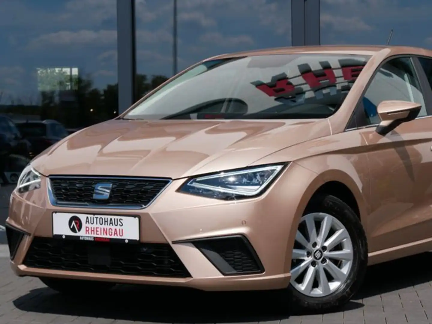 SEAT Ibiza Style Full Link/Led/DAB+/RFK Oro - 2