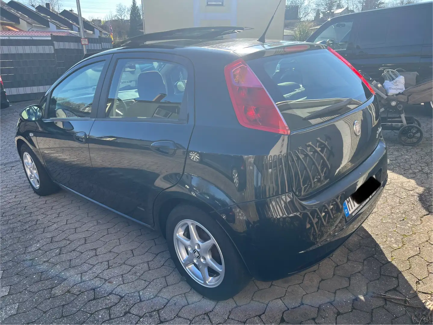 Fiat Grande Punto 1.4 16V Sport,Starjet,panorama, TÜV,6Ganag, SHeiz - 1