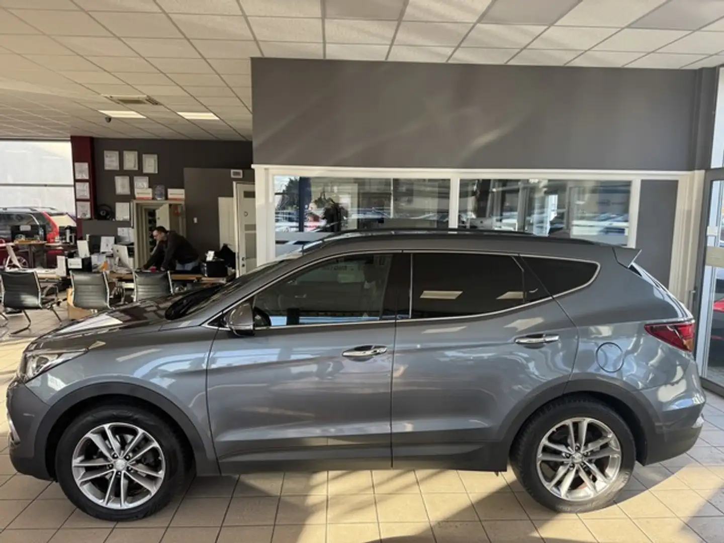 Hyundai SANTA FE Santa Fe Premium 4WD Auto Leder Panorama Keyless Grau - 2