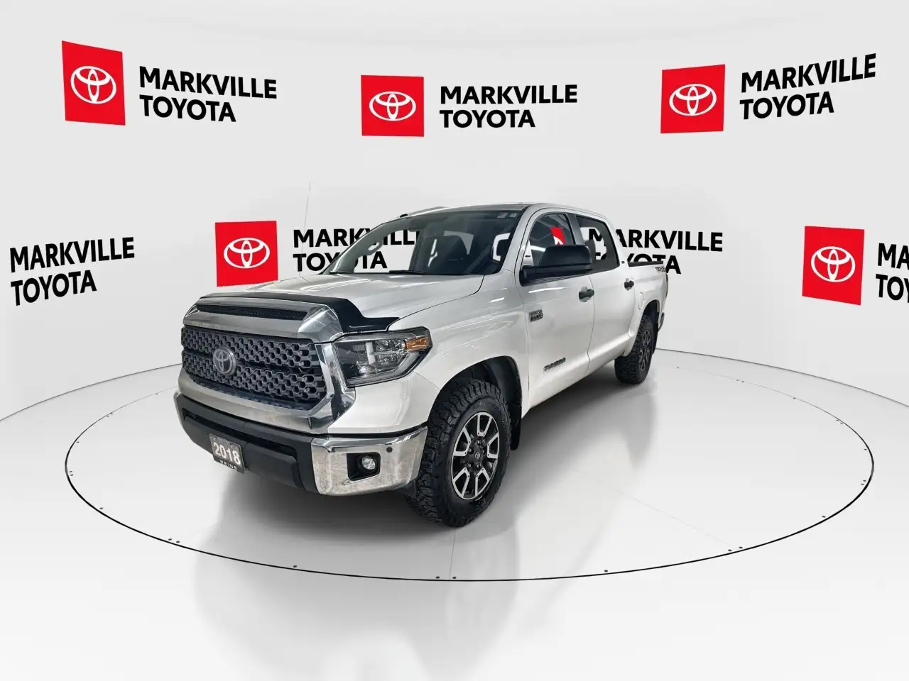 Toyota Tundra снимка Toyota Tundra