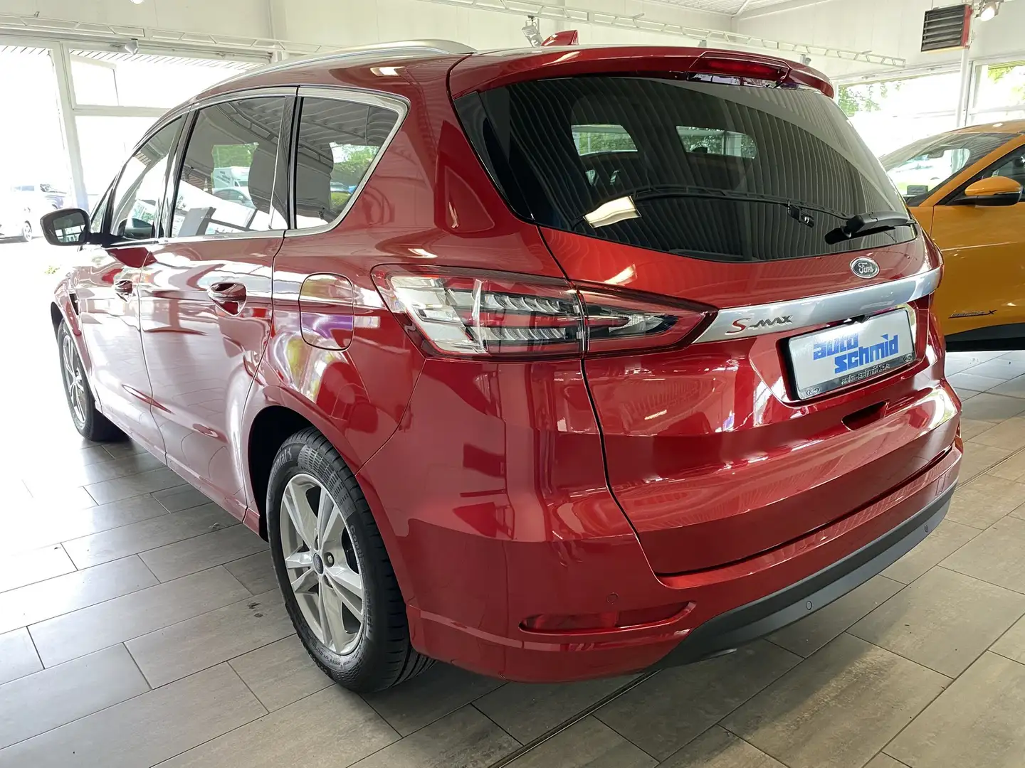 Ford S-Max FHEV Hybrid Titanium adapt. LED + RFK Rojo - 2