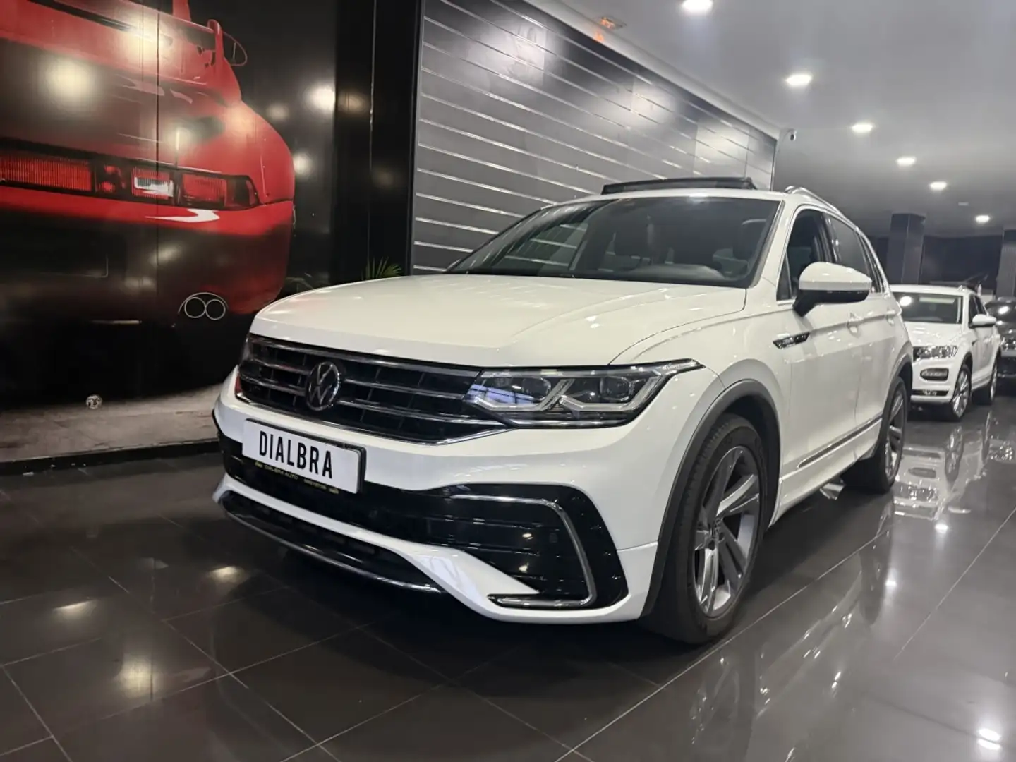Volkswagen Tiguan 2.0TDI R-Line DSG 110kW Blanco - 2