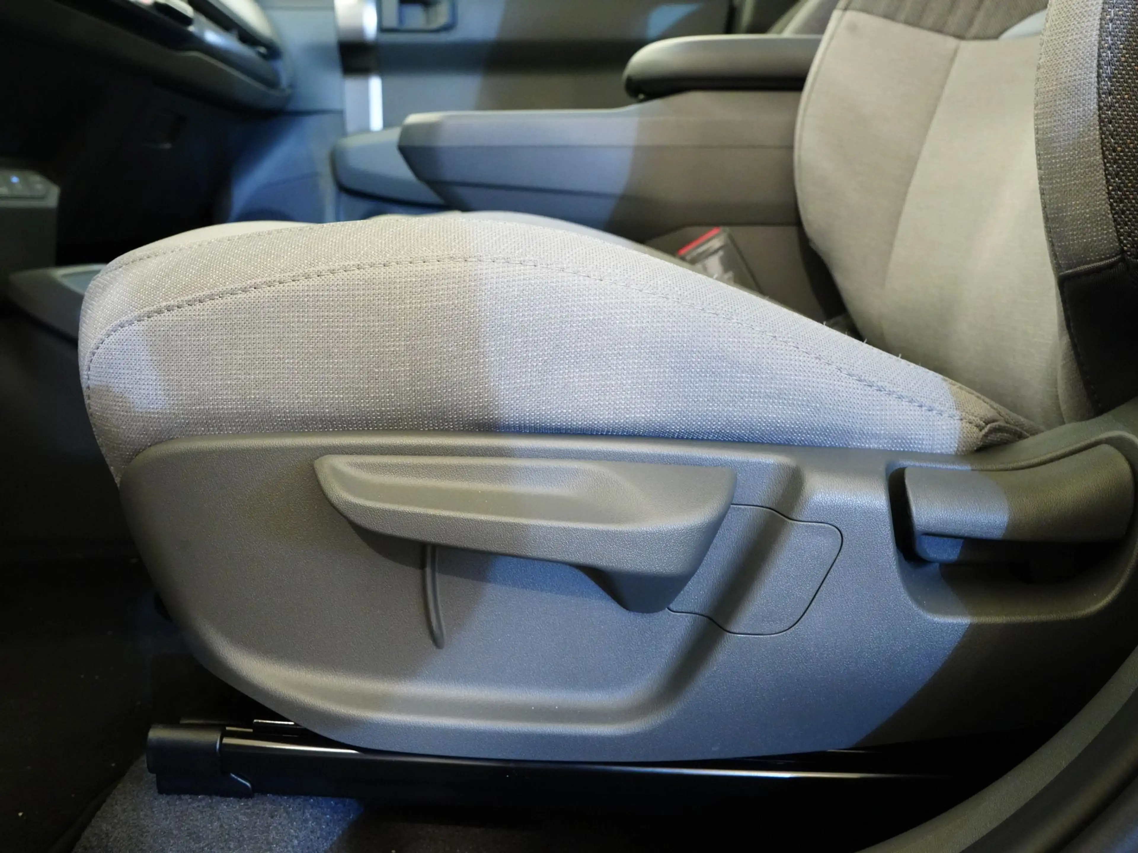 Kia EV3 Business 81,4 kWh — photo 13