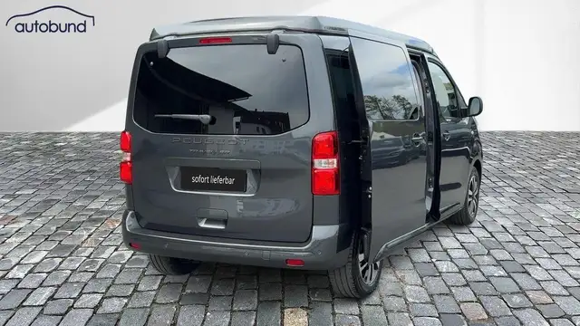 Peugeot Traveller view 3