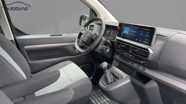 Peugeot Traveller view 5