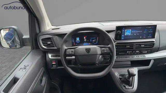 Peugeot Traveller view 8